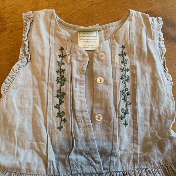 Dress - Picture 3 of 4